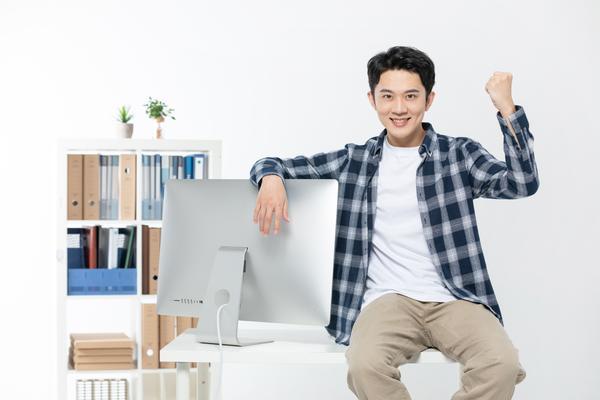 《深圳程序员创业的自媒体资讯平台：实现梦想的推手》图1