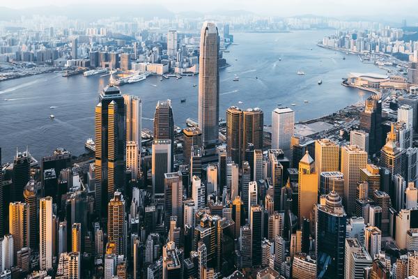 国贸专业出身者的创业之路:从理论到实践图1