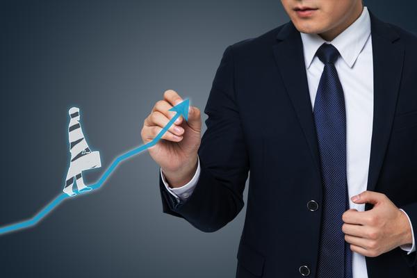 艰苦创业与创新思维——项目融资领域的成功