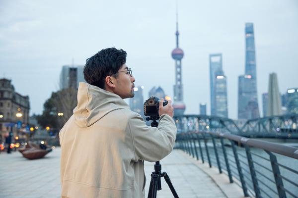 地摊摄影：捕捉市井生活，记录美好瞬间图1