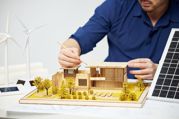 《手机交易创业实战指南：短视频拍摄技巧与创业思路》 图2