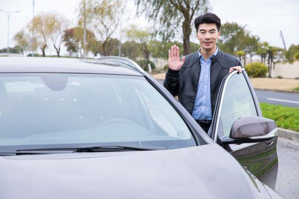 《创新思维与职业心得:如何运用创新思维提升职业表现》 图2